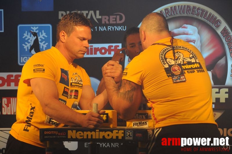 Nemiroff 2008 - Day 1 - Left hand # Siłowanie na ręce # Armwrestling # Armpower.net