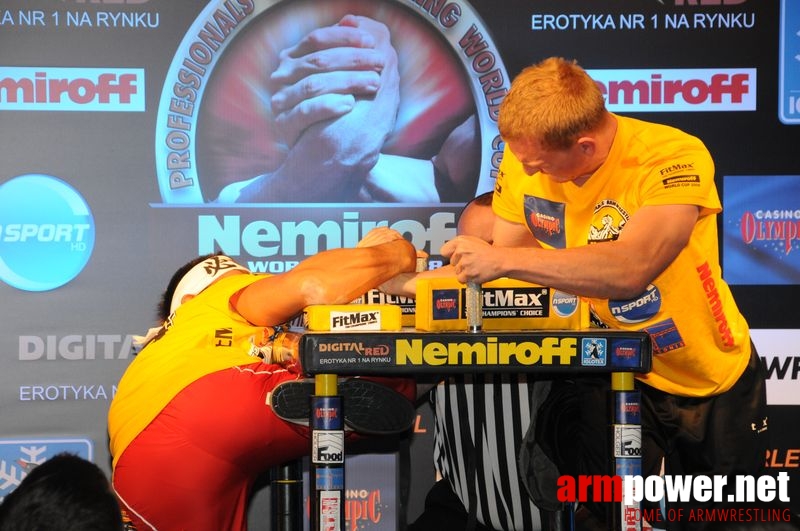 Nemiroff 2008 - Day 2 - Right hand # Armwrestling # Armpower.net