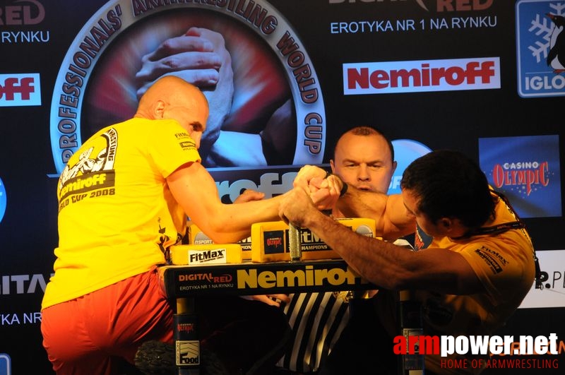 Nemiroff 2008 - Day 2 - Right hand # Armwrestling # Armpower.net