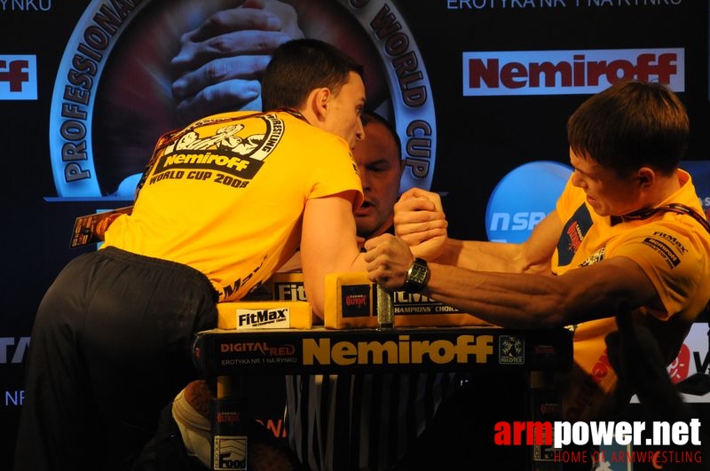 Nemiroff 2008 - Day 2 - Right hand # Armwrestling # Armpower.net