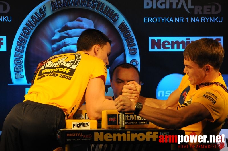 Nemiroff 2008 - Day 2 - Right hand # Armwrestling # Armpower.net