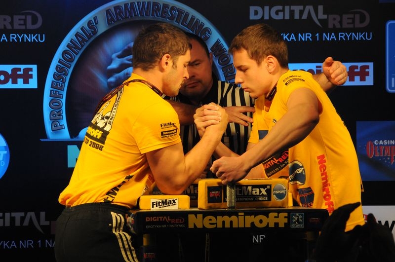 Nemiroff 2008 - Day 2 - Right hand # Siłowanie na ręce # Armwrestling # Armpower.net