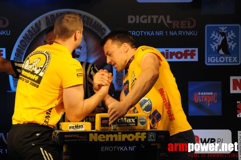 Nemiroff 2008 - Day 2 - Right hand # Armwrestling # Armpower.net