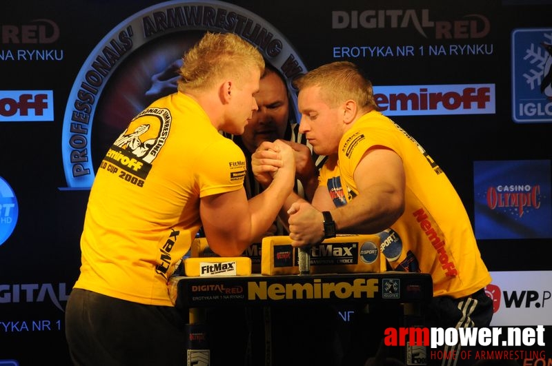 Nemiroff 2008 - Day 2 - Right hand # Armwrestling # Armpower.net