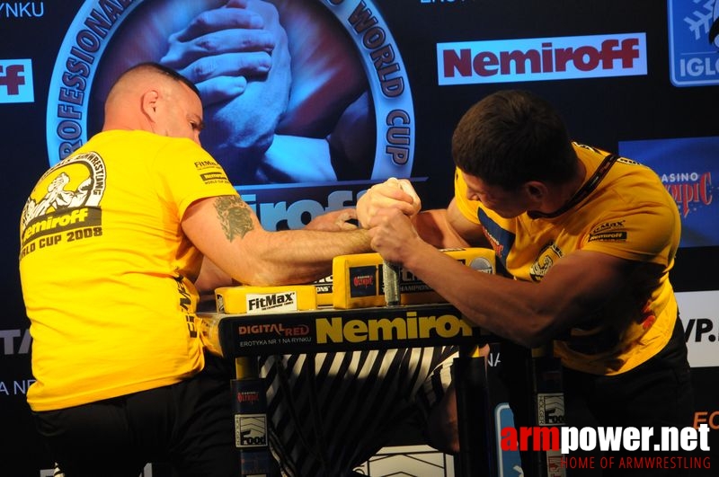 Nemiroff 2008 - Day 2 - Right hand # Armwrestling # Armpower.net