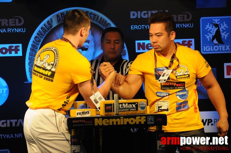 Nemiroff 2008 - Day 2 - Right hand # Armwrestling # Armpower.net