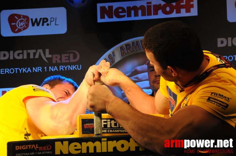 Nemiroff 2008 - Day 2 - Right hand # Armwrestling # Armpower.net