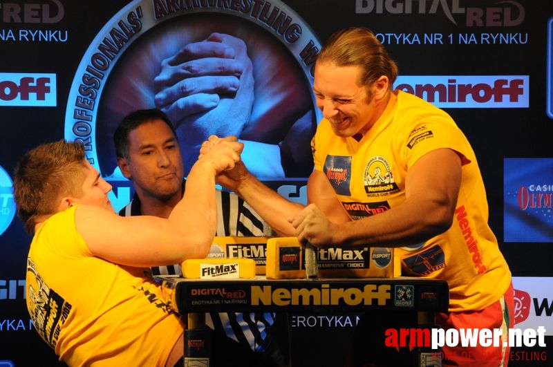 Nemiroff 2008 - Day 2 - Right hand # Armwrestling # Armpower.net