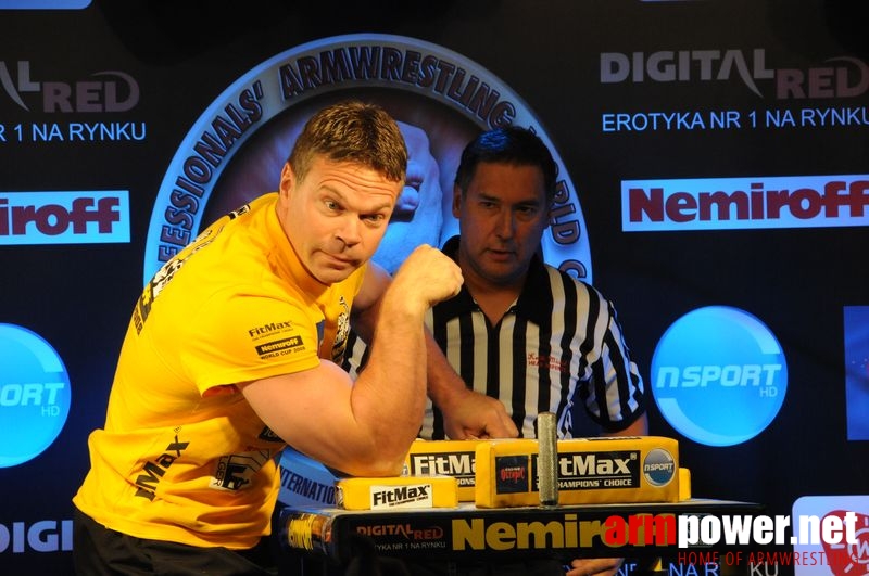 Nemiroff 2008 - Day 2 - Right hand # Armwrestling # Armpower.net