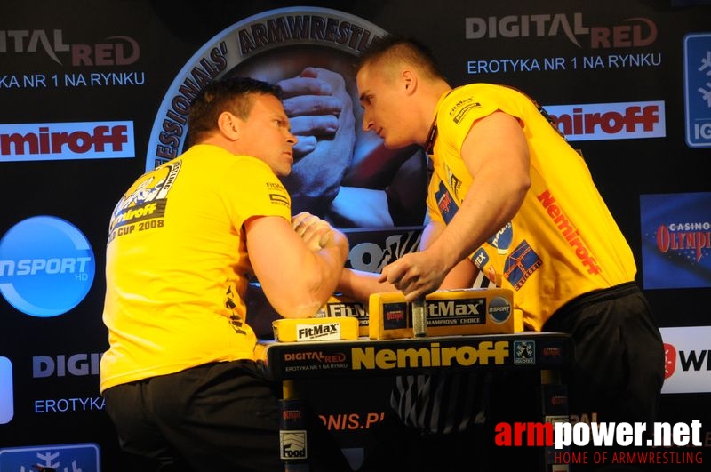 Nemiroff 2008 - Day 2 - Right hand # Armwrestling # Armpower.net