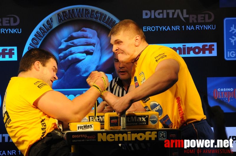 Nemiroff 2008 - Day 2 - Right hand # Armwrestling # Armpower.net