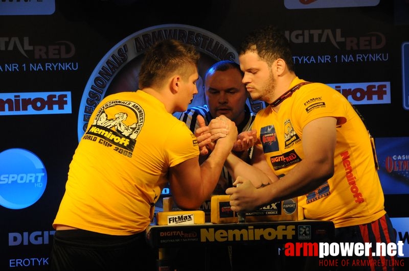 Nemiroff 2008 - Day 2 - Right hand # Siłowanie na ręce # Armwrestling # Armpower.net