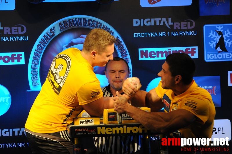 Nemiroff 2008 - Day 2 - Right hand # Armwrestling # Armpower.net