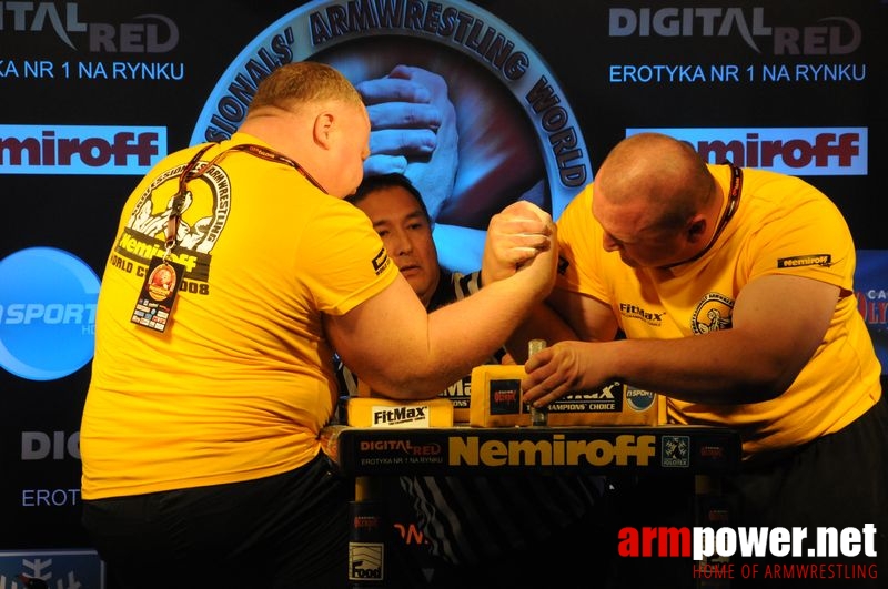 Nemiroff 2008 - Day 2 - Right hand # Armwrestling # Armpower.net