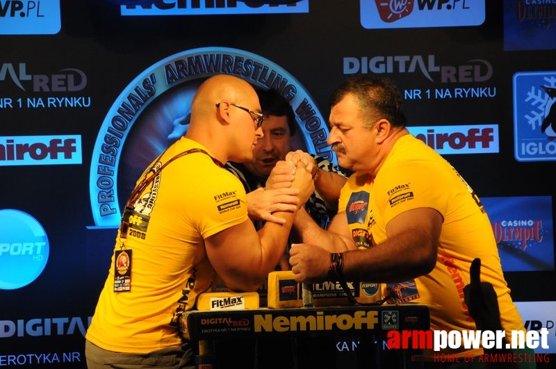 Nemiroff 2008 - Day 2 - Right hand # Armwrestling # Armpower.net