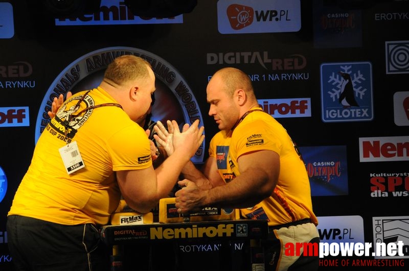 Nemiroff 2008 - Day 2 - Right hand # Armwrestling # Armpower.net