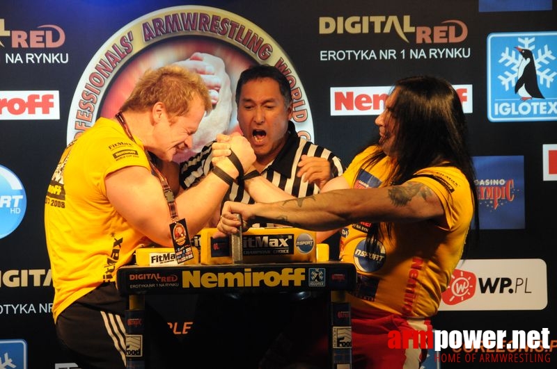 Nemiroff 2008 - Day 2 - Right hand # Armwrestling # Armpower.net