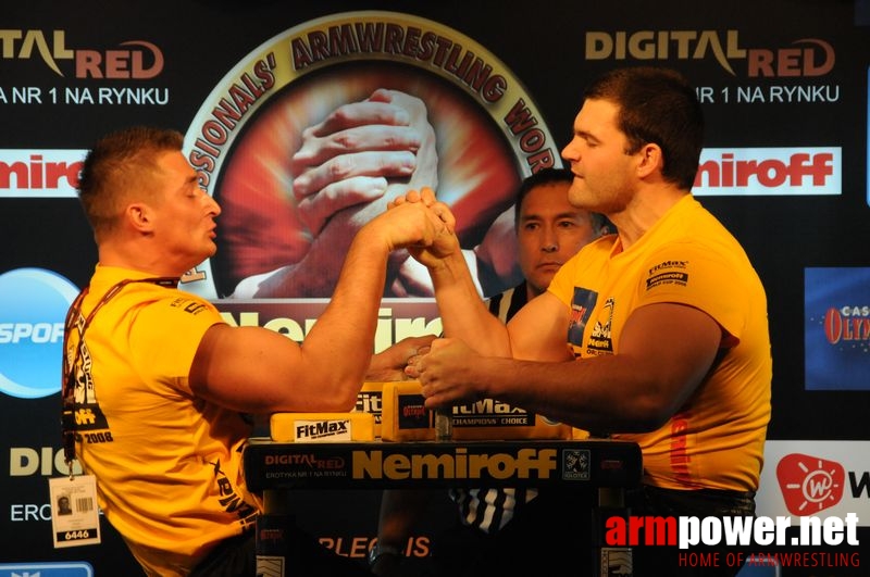 Nemiroff 2008 - Day 2 - Right hand # Siłowanie na ręce # Armwrestling # Armpower.net