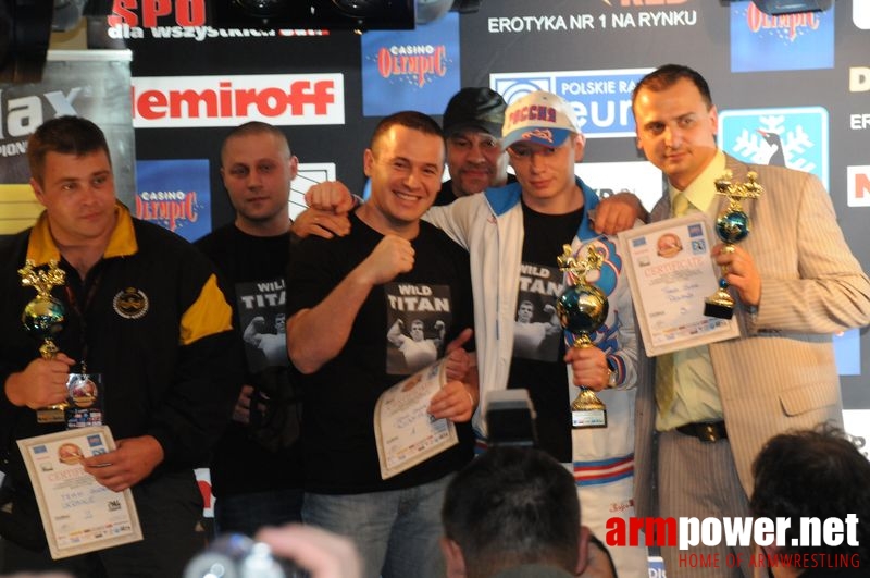 Nemiroff 2008 - Day 2 - Right hand # Siłowanie na ręce # Armwrestling # Armpower.net