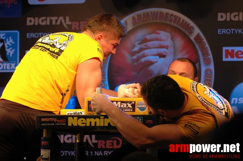 Nemiroff 2008 - Day 2 - Right hand # Armwrestling # Armpower.net