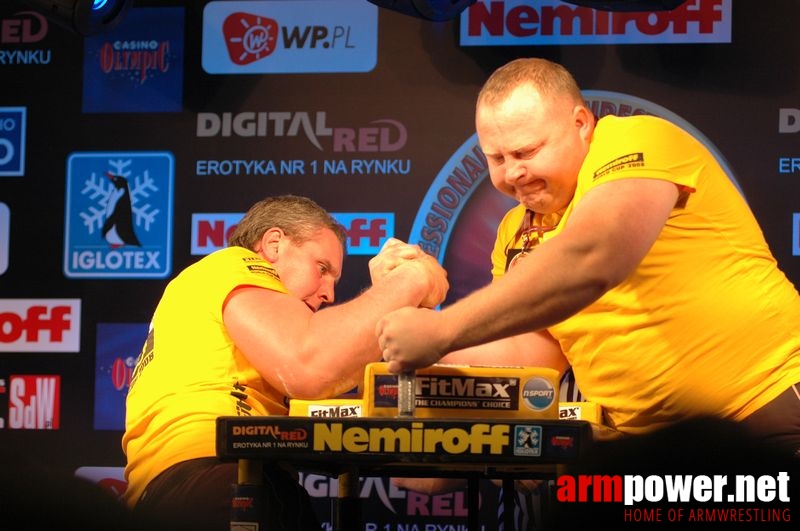 Nemiroff 2008 - Day 2 - Right hand # Armwrestling # Armpower.net