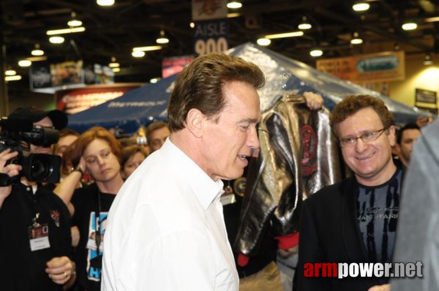 Arnold Classic 2009 - Arnold Schwarzenegger # Aрмспорт # Armsport # Armpower.net