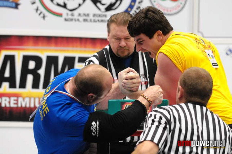 Euroarm 2009 - Day 3 # Armwrestling # Armpower.net