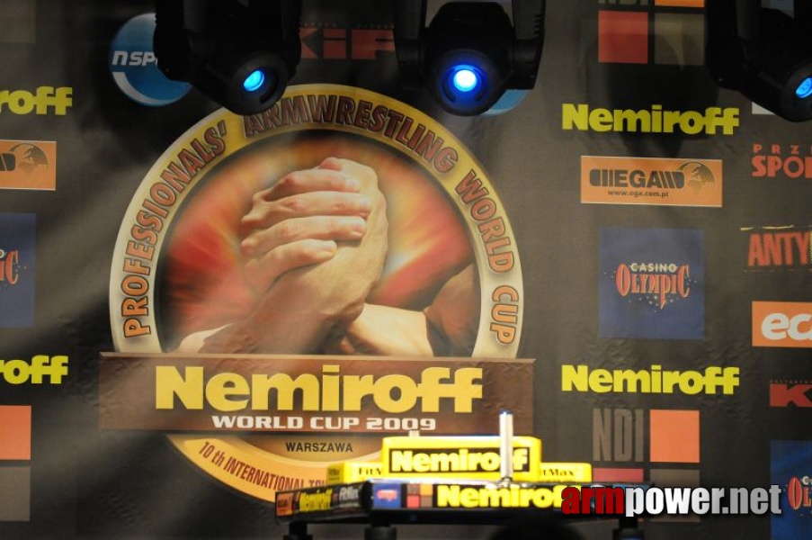 Nemiroff 2009 - Day 1 - Left hand # Armwrestling # Armpower.net