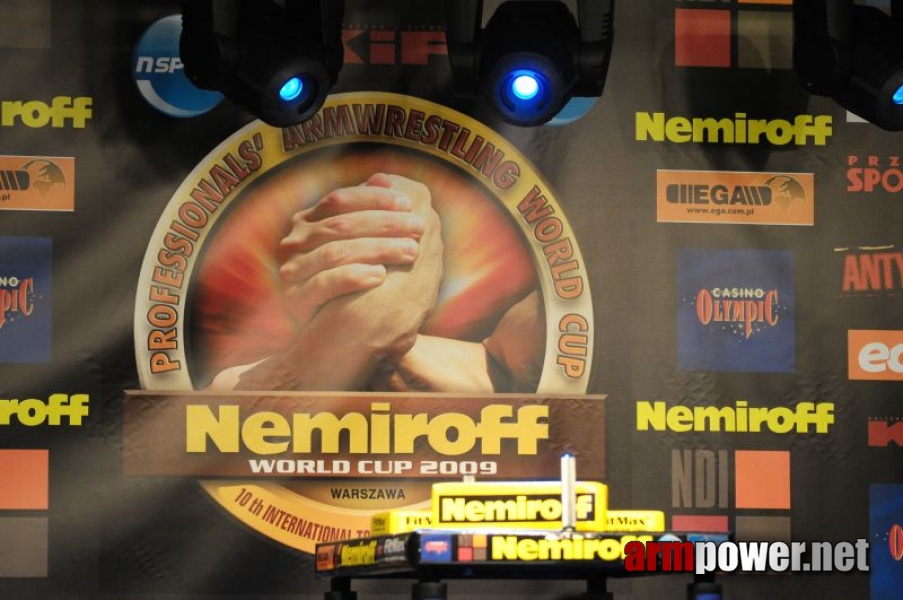 Nemiroff 2009 - Day 1 - Left hand # Armwrestling # Armpower.net