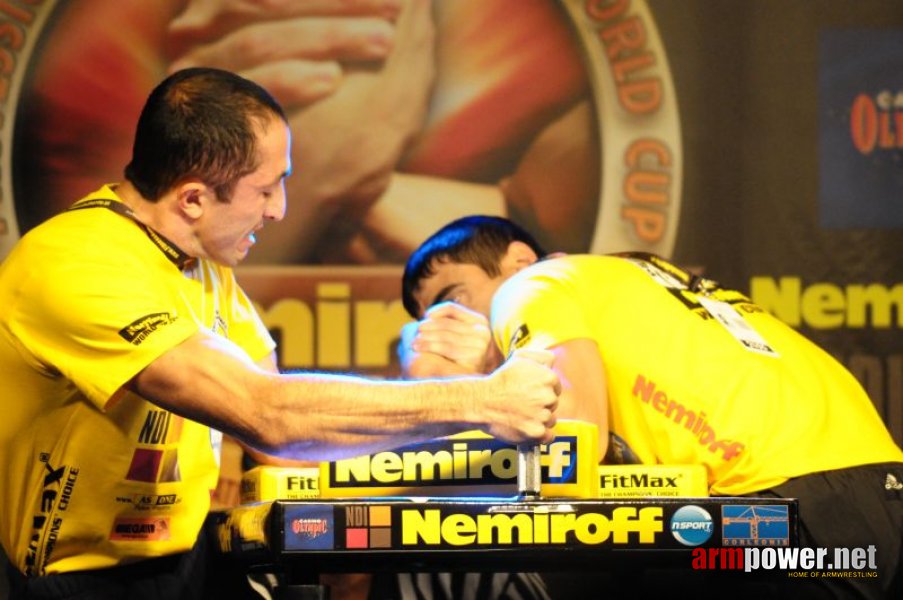 Nemiroff 2009 - Day 1 - Left hand # Armwrestling # Armpower.net