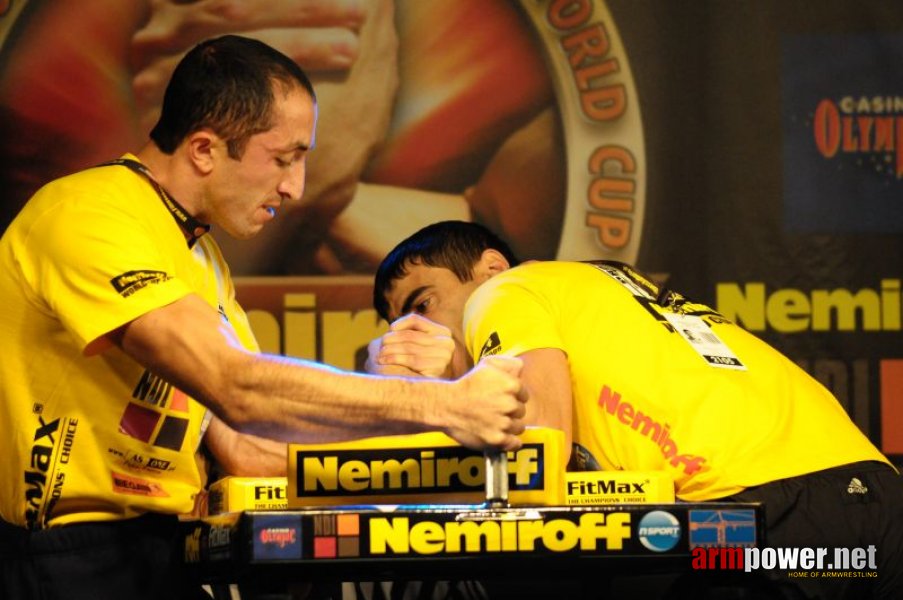 Nemiroff 2009 - Day 1 - Left hand # Armwrestling # Armpower.net