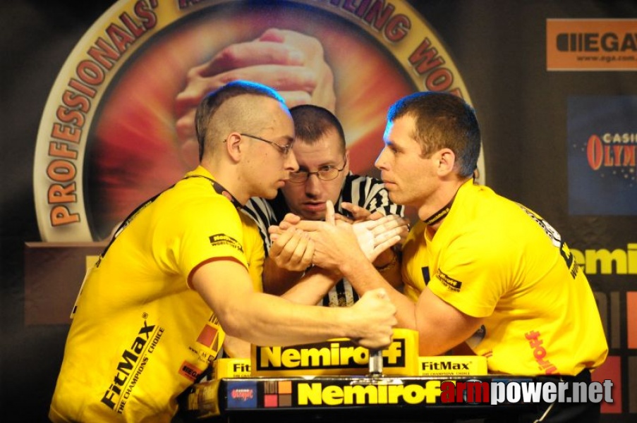 Nemiroff 2009 - Day 1 - Left hand # Armwrestling # Armpower.net