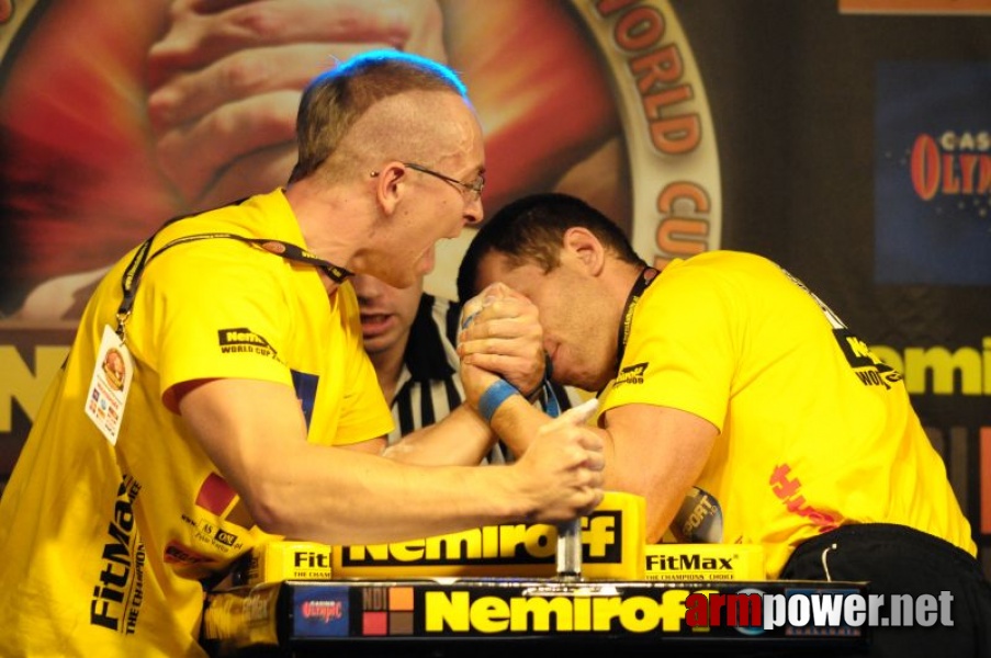 Nemiroff 2009 - Day 1 - Left hand # Armwrestling # Armpower.net