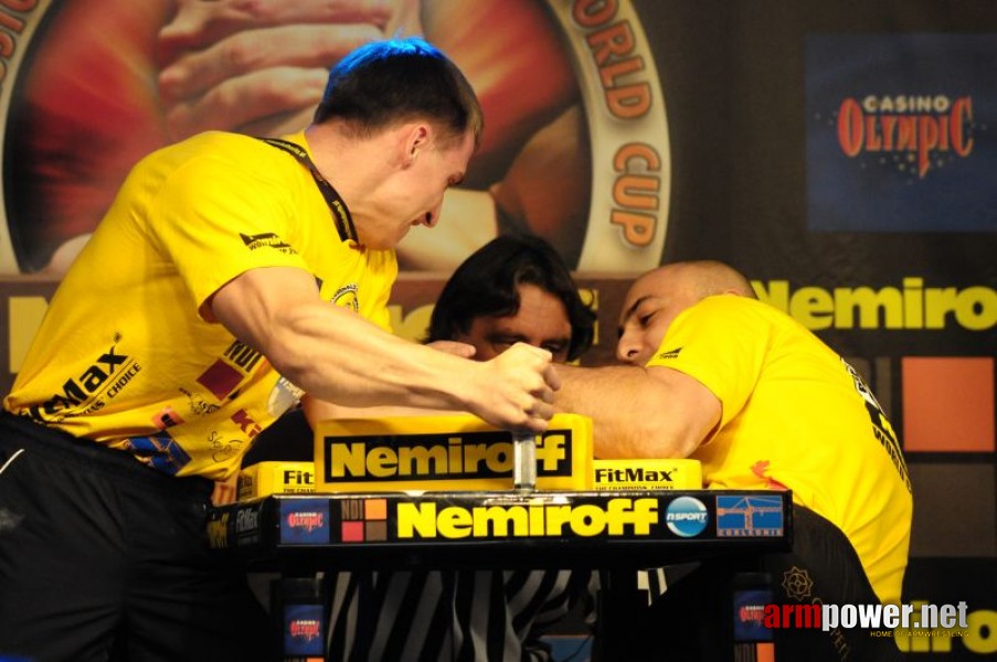 Nemiroff 2009 - Day 1 - Left hand # Armwrestling # Armpower.net