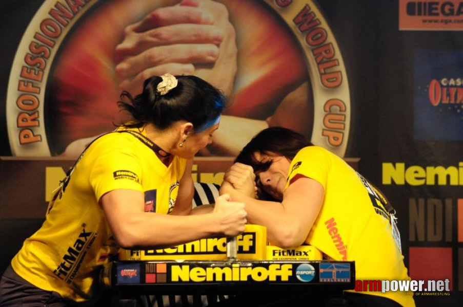 Nemiroff 2009 - Day 1 - Left hand # Armwrestling # Armpower.net