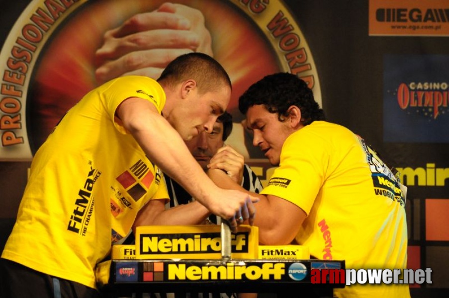 Nemiroff 2009 - Day 1 - Left hand # Armwrestling # Armpower.net