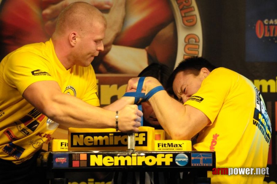 Nemiroff 2009 - Day 1 - Left hand # Aрмспорт # Armsport # Armpower.net