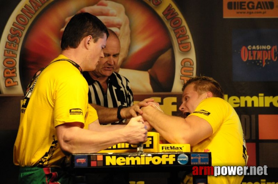 Nemiroff 2009 - Day 1 - Left hand # Aрмспорт # Armsport # Armpower.net