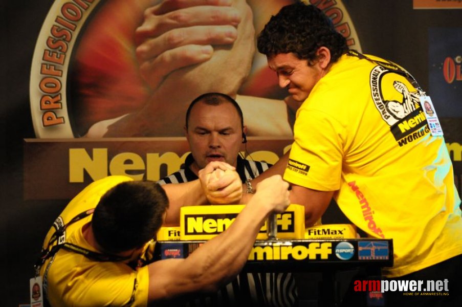 Nemiroff 2009 - Day 1 - Left hand # Armwrestling # Armpower.net