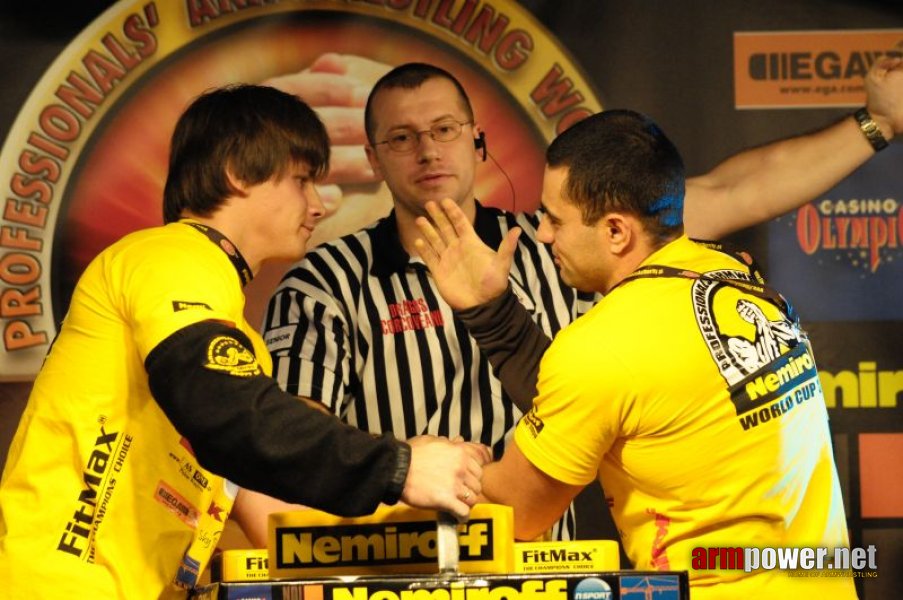 Nemiroff 2009 - Day 1 - Left hand # Armwrestling # Armpower.net