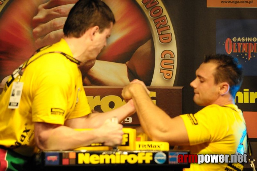 Nemiroff 2009 - Day 1 - Left hand # Aрмспорт # Armsport # Armpower.net