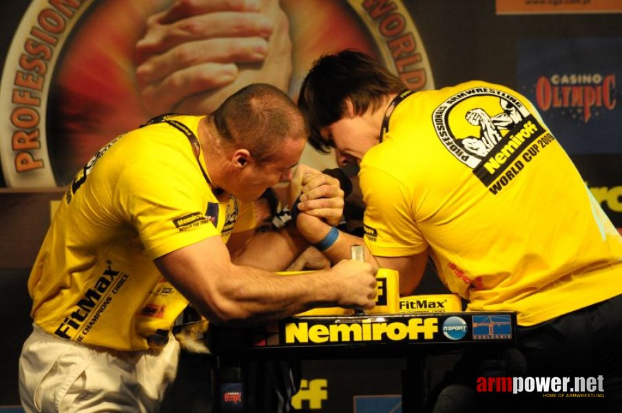 Nemiroff 2009 - Day 1 - Left hand # Aрмспорт # Armsport # Armpower.net