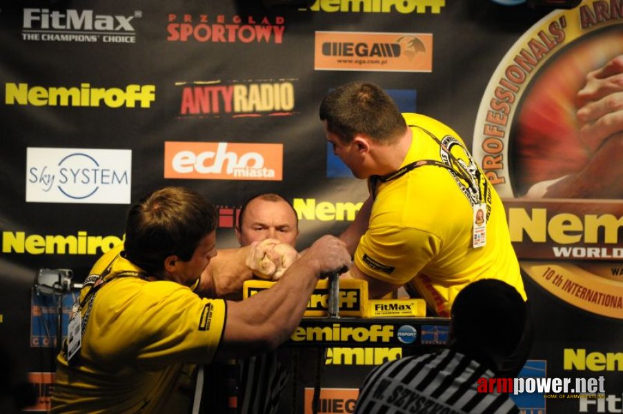 Nemiroff 2009 - Day 1 - Left hand # Armwrestling # Armpower.net