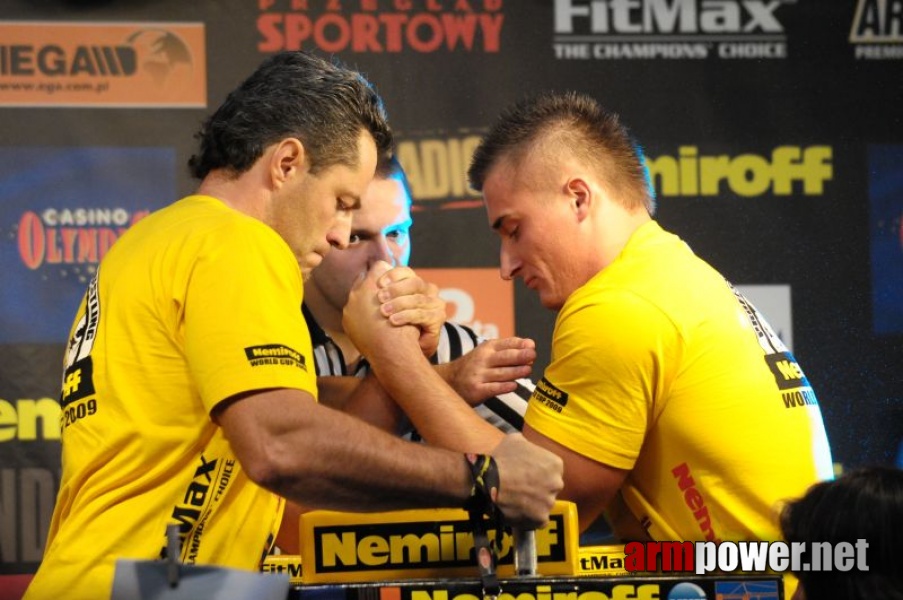 Nemiroff 2009 - Day 1 - Left hand # Armwrestling # Armpower.net