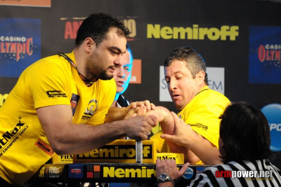 Nemiroff 2009 - Day 1 - Left hand # Armwrestling # Armpower.net