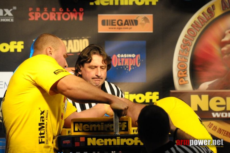 Nemiroff 2009 - Day 1 - Left hand # Armwrestling # Armpower.net