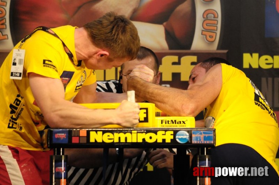 Nemiroff 2009 - Day 1 - Left hand # Armwrestling # Armpower.net