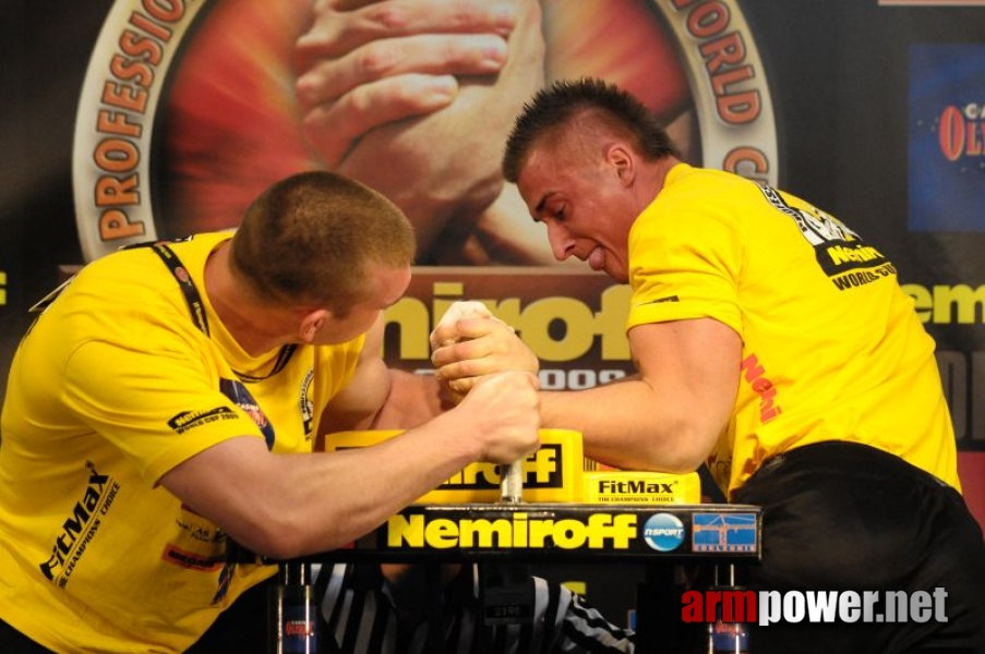 Nemiroff 2009 - Day 1 - Left hand # Armwrestling # Armpower.net