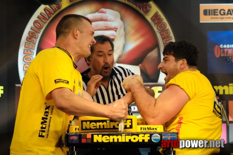 Nemiroff 2009 - Day 1 - Left hand # Armwrestling # Armpower.net