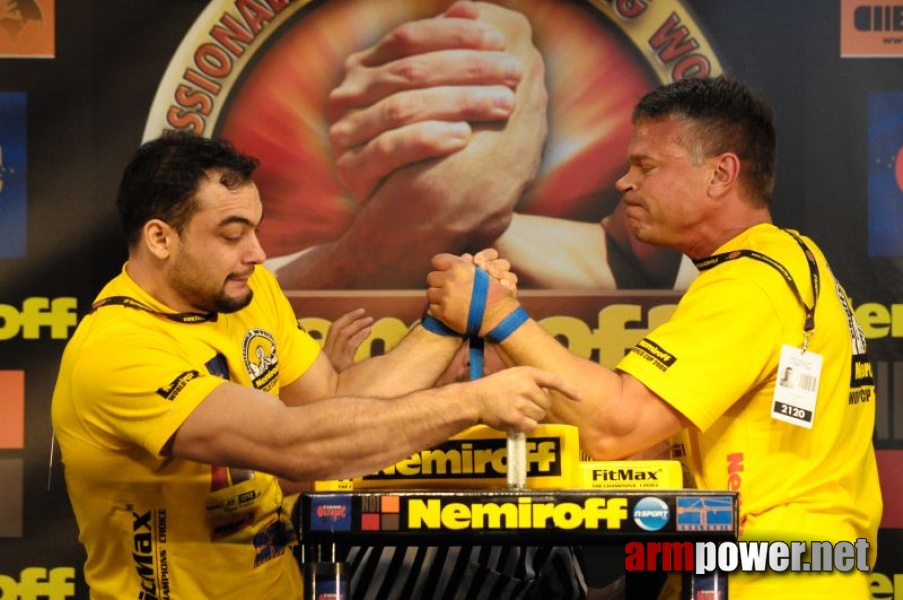 Nemiroff 2009 - Day 1 - Left hand # Armwrestling # Armpower.net